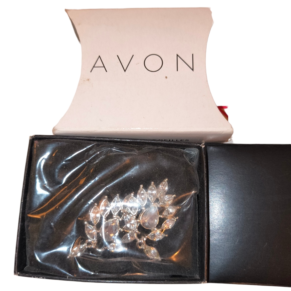 Avon Silver-Tone Crystal Leaf Brooch